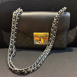 Michael Kors Shoulder Bag